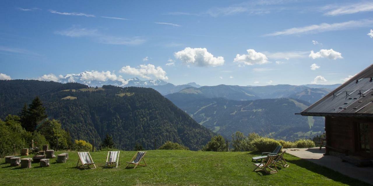 Reine des Aravis - chalet isolé Flumet Extérieur photo